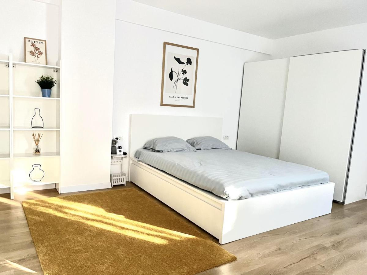 Sky Residence Airport Otopeni 12 Ngoại thất bức ảnh