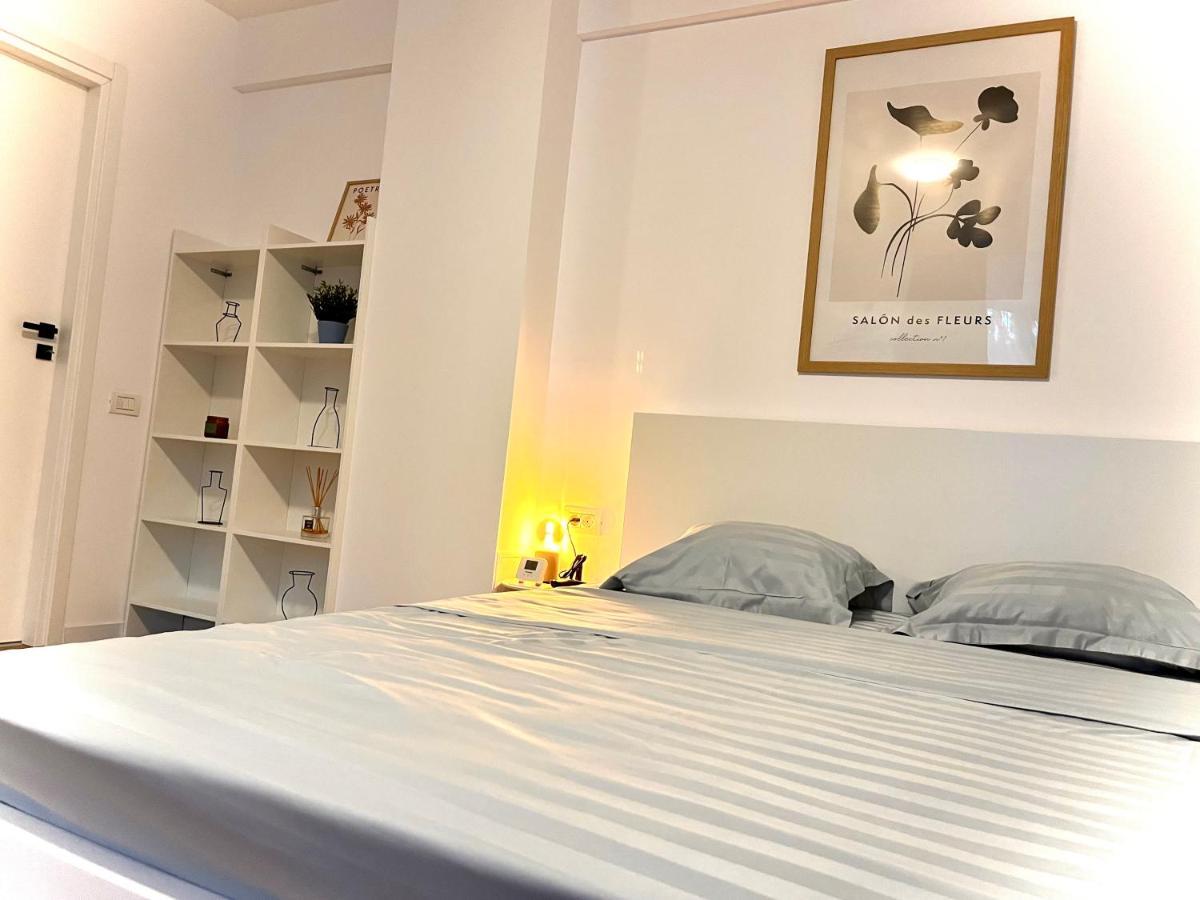 Sky Residence Airport Otopeni 12 Ngoại thất bức ảnh